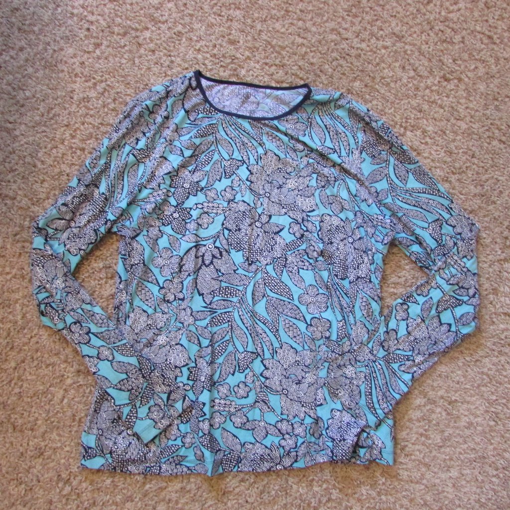 Nwot Lands' End Xl 18 Aqua Black Floral Poly Stretch Crew Neck L/S Shirt